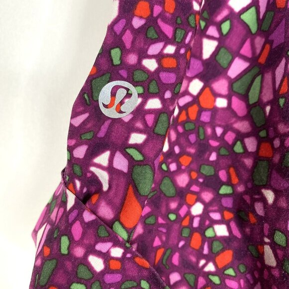 Lululemon Shorts Size 4 Spring Break Away Paradise Camo Multi Purple Swift Ultra - Picture 3 of 4